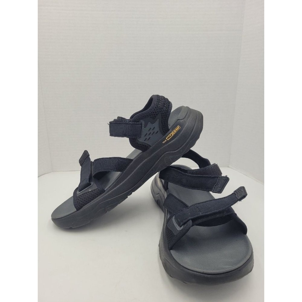 Women’s Teva ZYMIC Size 9 very good condition